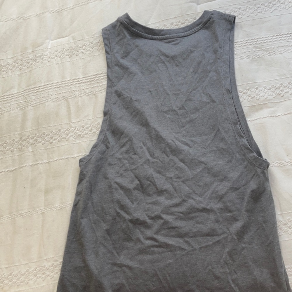 ASICS Top - Picture 4 of 4